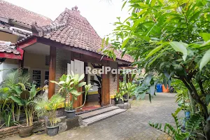 Monginsidi Guest House Syariah Malioboro Yogyakarta Mitra RedDoorz image
