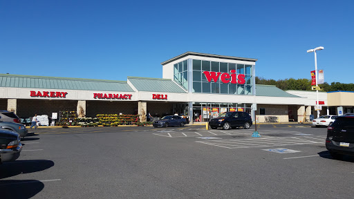 Weis, 1309 Blue Valley Dr, Pen Argyl, PA 18072, USA, 