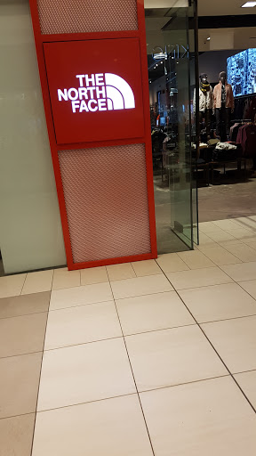 Clothing Store «The North Face», reviews and photos, 8702 Keystone Crossing, Indianapolis, IN 46240, USA