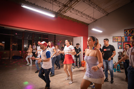 Escuelas de shuffle en Medellin
