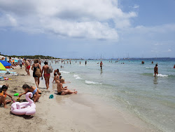 Platja de ses Salines'in fotoğrafı birden fazla uzun koy ile birlikte