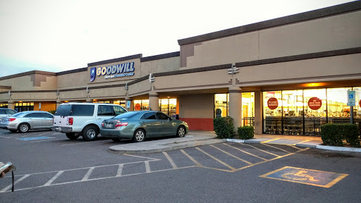 Southern & Val Vista Goodwill Retail Store & Donation Center, 3655 E Southern Ave, Mesa, AZ 85206, USA, 