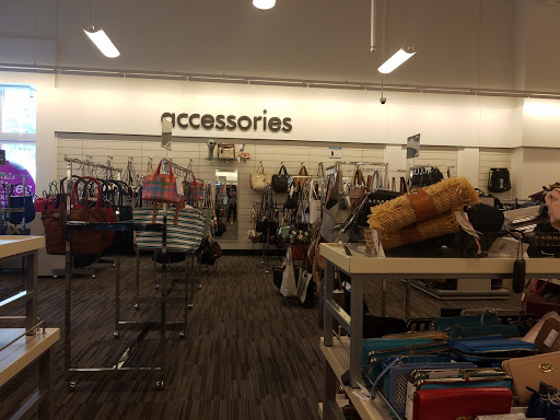 Department Store «Nordstrom Rack Lake Brandon Plaza», reviews and photos, 11201 Causeway Blvd, Brandon, FL 33511, USA