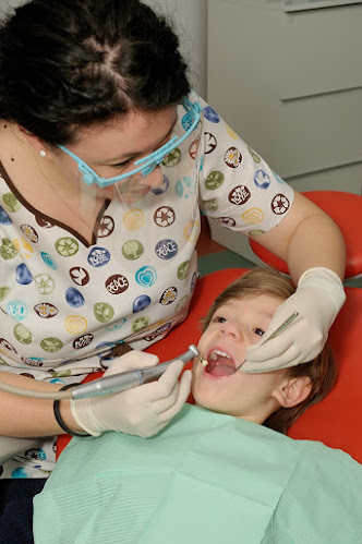 Dr. Nicoleta Miron - Dentist