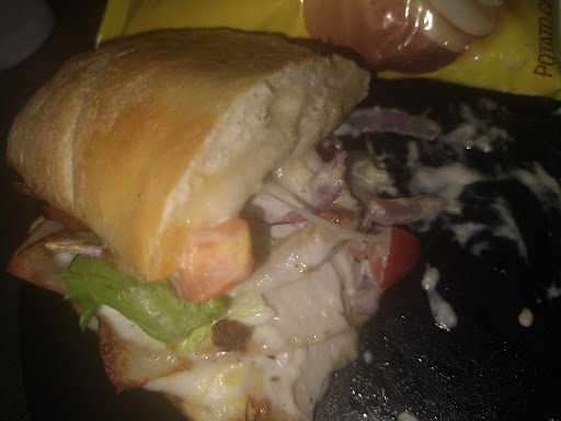 Round Table Pizza image