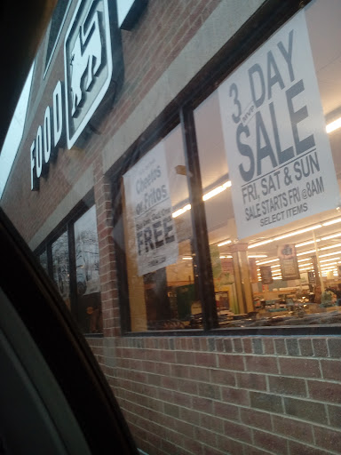 Grocery Store «Food Lion», reviews and photos, 15432 Rogers Clark Blvd, Bowling Green, VA 22427, USA