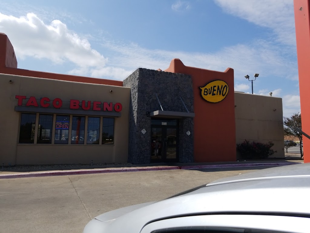 Taco Bueno 75402