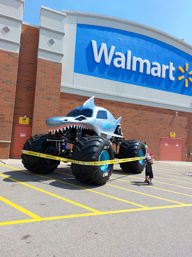 Department Store «Walmart Supercenter», reviews and photos, 8288 Cincinnati Dayton Rd, West Chester Township, OH 45069, USA