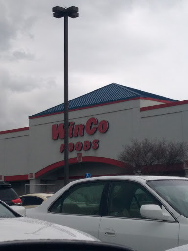 Supermarket «WinCo Foods», reviews and photos, 2200 Plaza Pkwy, Modesto, CA 95350, USA