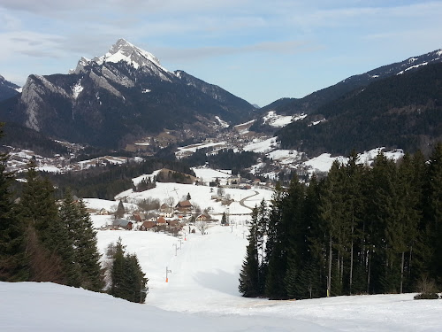 attractions Station de ski alpin St Hugues Les Egaux Saint-Pierre-de-Chartreuse