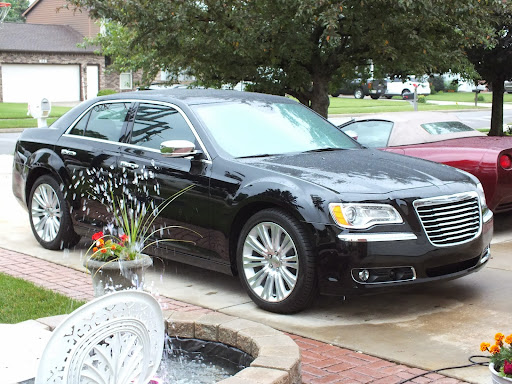 Car Dealer «Falls Chrysler Jeep Dodge», reviews and photos, 4100 State Rd, Cuyahoga Falls, OH 44223, USA