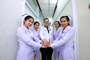 LMC Clinic Vientiane image