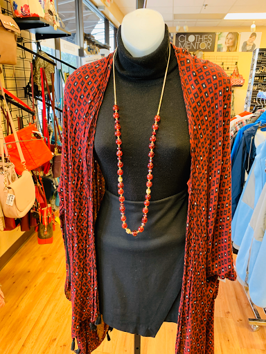 Used Clothing Store «Clothes Mentor», reviews and photos, 2701 N Mall Dr, Virginia Beach, VA 23452, USA