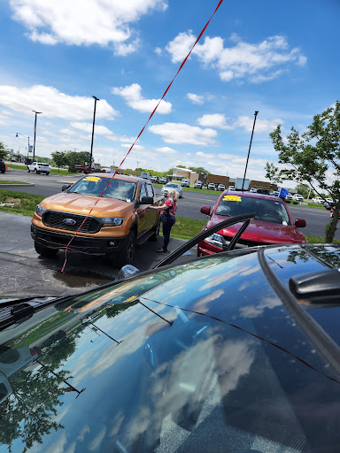 Car Dealer «Bill Estes Ford», reviews and photos, 450 N Northfield Dr, Brownsburg, IN 46112, USA