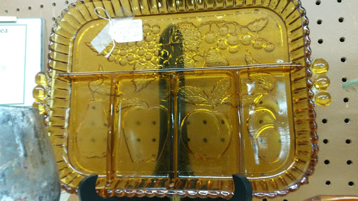 Shopping Mall «Old Town Shopping Center», reviews and photos, 2528 S Campbell Ave, Springfield, MO 65807, USA