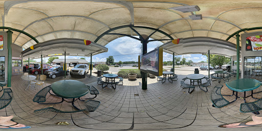 Fast Food Restaurant «Sonic Drive-In», reviews and photos, 308 Main St, Trussville, AL 35173, USA