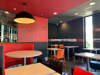 Atmosphère du Restaurant KFC SAINT VICTORET - n°18