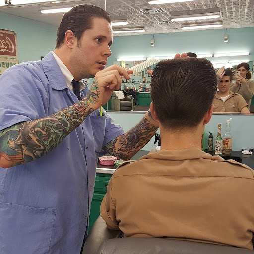 Barber Shop «Hawkins Barber Shop», reviews and photos, 1101 Riverwood Dr, Nashville, TN 37216, USA