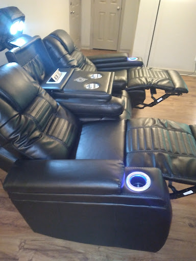 Furniture Store «D & M Furniture Outlet», reviews and photos, 5944 GA-92 #110, Acworth, GA 30102, USA