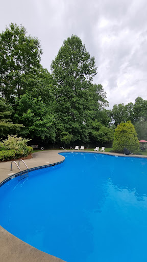 Resort «Highland Lake Inn & Resort», reviews and photos, 86 Lily Pad Ln, Flat Rock, NC 28731, USA