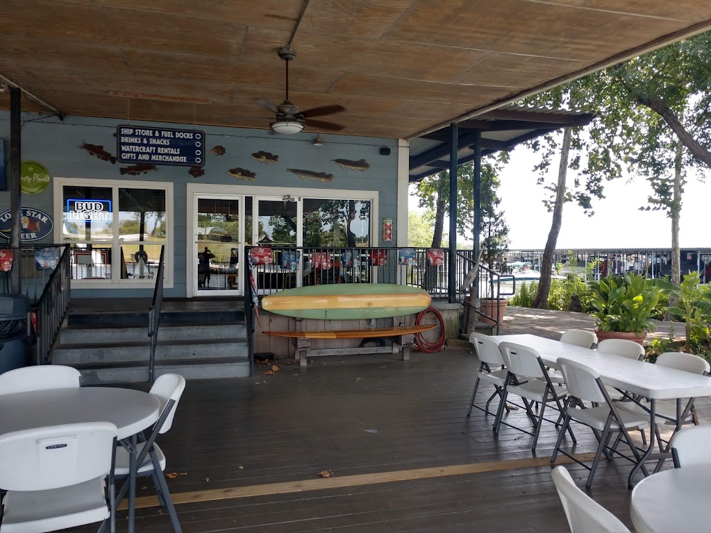 Fornos Bar & Grill 78657
