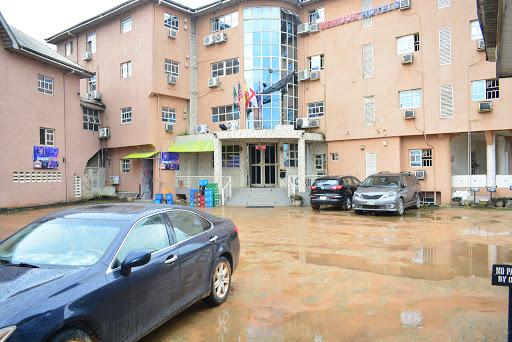 Benidon Hotels & Resorts Ltd, 4 / 6 Immaculate Heart Ave, Aba, Nigeria, Bar, state Abia