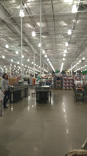 Warehouse store «Costco Wholesale», reviews and photos, 3600 E Main St, Waterbury, CT 06705, USA