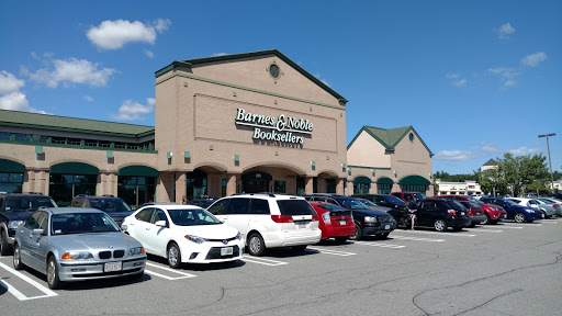 Book Store «Barnes & Noble», reviews and photos, 235 Daniel Webster Hwy, Nashua, NH 03060, USA