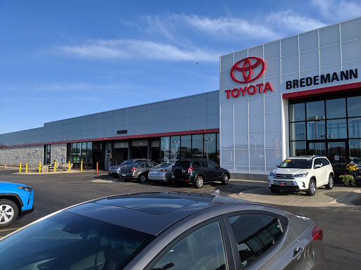 Toyota Dealer «Bredemann Toyota», reviews and photos, 1301 W Dempster St, Park Ridge, IL 60068, USA