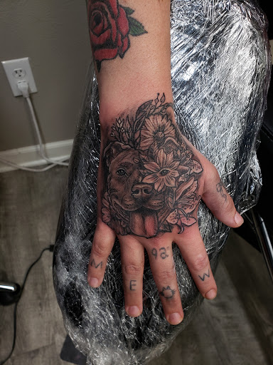 Explore ocean tattoo ideas black and white, creative tattoo ideas in Linn Creek, available at Hillard Skillard Tattoos, LLC.