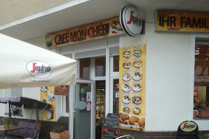Cafe Mon Cheri