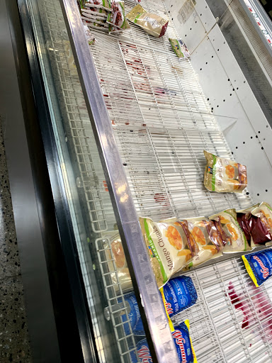 Grocery Store «Whole Foods Market», reviews and photos, 350 Grasmere Ave, Fairfield, CT 06824, USA