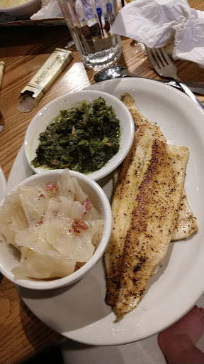 American Restaurant «Cracker Barrel Old Country Store», reviews and photos, 4210 Marlane Dr, Grove City, OH 43123, USA