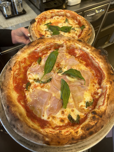 LUXALE Cassano Magnago | Ristorante-Pizzeria -Pasticceria in Cassano Magnago, Provincia di Varese