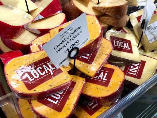 Grocery Store «Whole Foods Market», reviews and photos, 90 E Putnam Ave, Greenwich, CT 06830, USA