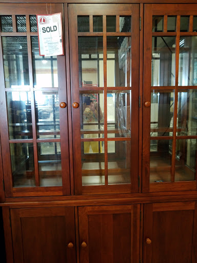 Furniture Store «Levin Furniture», reviews and photos, 23100 Broadway Ave, Oakwood, OH 44146, USA