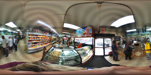 Lodging «Mi Bandera Supermarket», reviews and photos, 2935 W Oak Ridge Rd, Orlando, FL 32809, USA