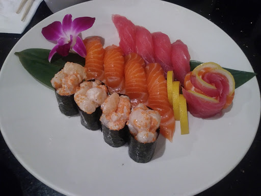 Shopping Mall «Mountain Green Shopping Center», reviews and photos, 357 S Mountain Ave, Upland, CA 91786, USA