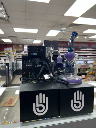 Vaporizer Store «Vapors Smoke shop», reviews and photos, 501 Hargrove Rd E f, Tuscaloosa, AL 35401, USA