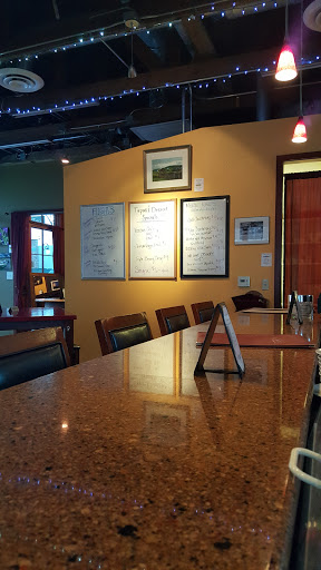 Bar «Swirl On the Square Inc», reviews and photos, 21 S Livermore Ave, Livermore, CA 94550, USA