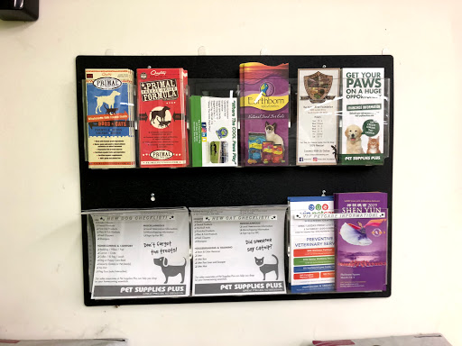 Pet Supply Store «Pet Supplies Plus», reviews and photos, 5092 Mayfield Rd, Lyndhurst, OH 44124, USA