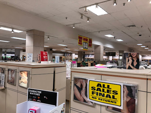 Department Store «Sears», reviews and photos, 4 Burr Ln, Lake Grove, NY 11755, USA