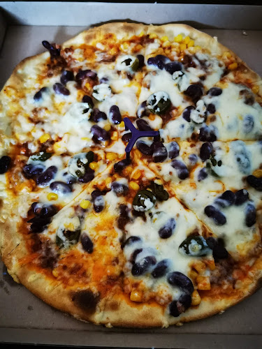 Szent István Pizza - Pizza