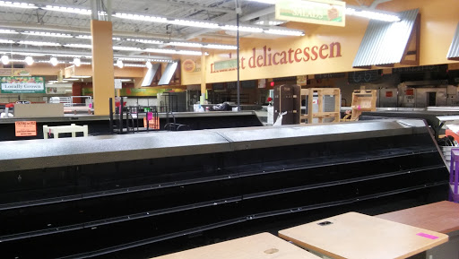 Grocery Store «The Andersons Store», reviews and photos, 530 Illinois Ave, Maumee, OH 43537, USA