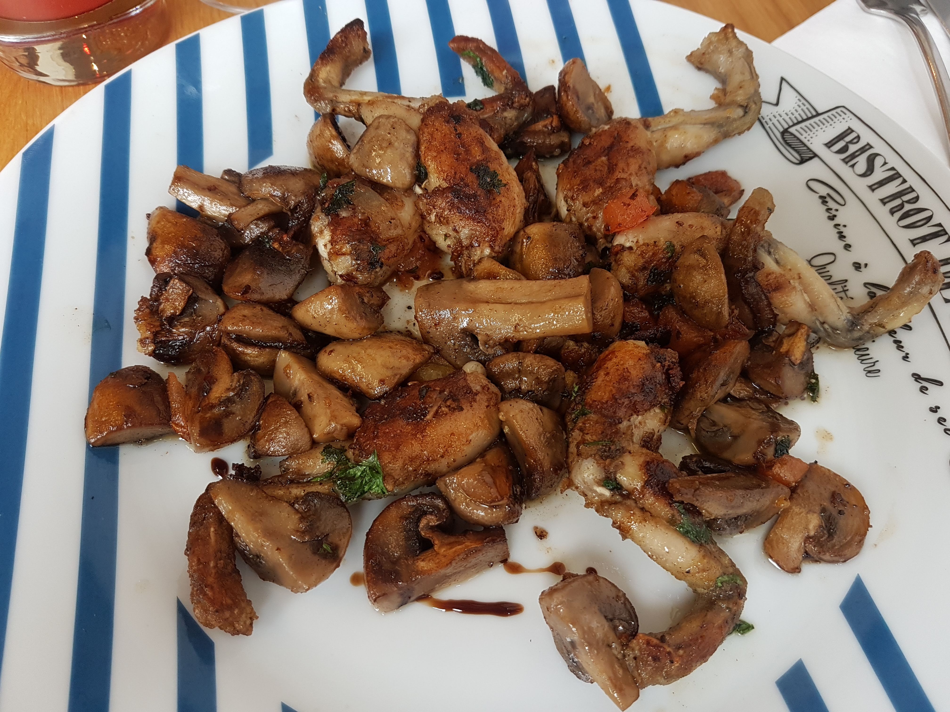 Photo n° 2 de l'avis de Molly. fait le 19/02/2019 à 14:36