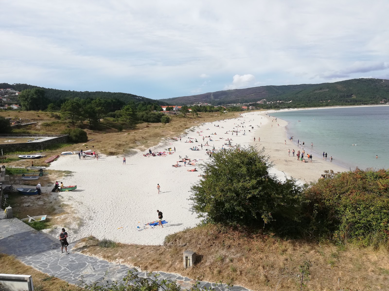 Fotografie cu Plaja Langosteira zonele de facilități