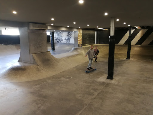 Skateboarding lessons Perth