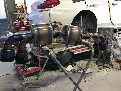 Auto Body Shop «K2 Auto Body», reviews and photos, 868 River Rd, Edgewater, NJ 07020, USA