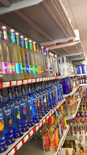 Smoke N Bottle, 978 S Hwy Dr, Fenton, MO 63026, USA, 