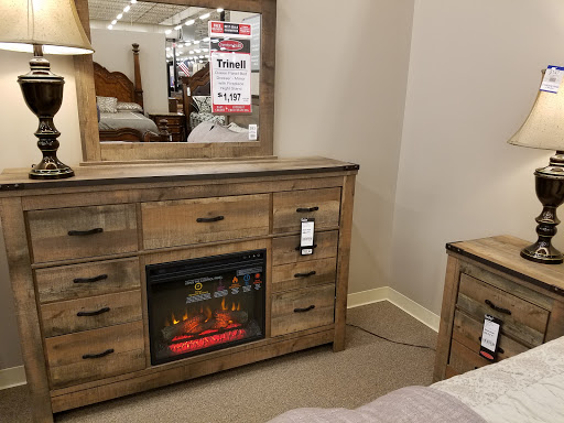 Furniture Store «Furniture Deals», reviews and photos, 14121 US-40, Kansas City, MO 64136, USA